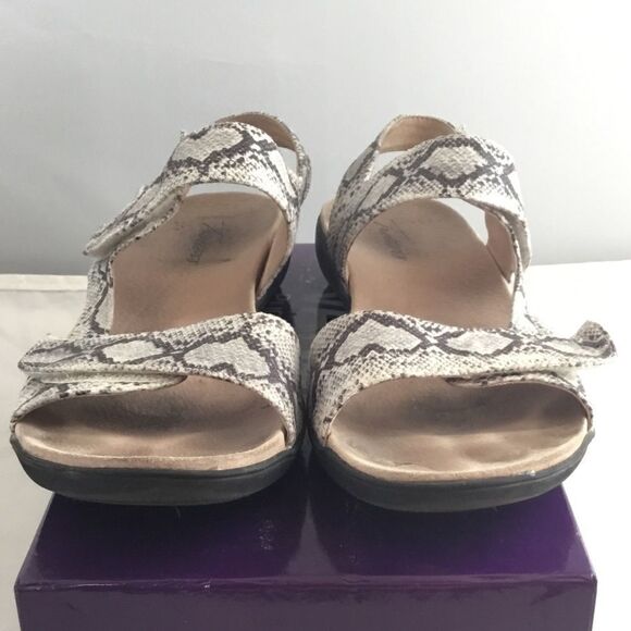 Trotters Kip Supportive Sandals B8 - Picture 4 of 7